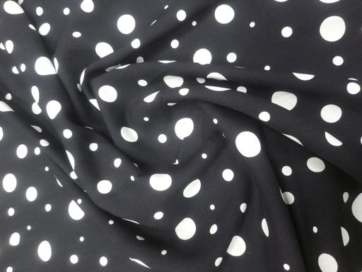 Штапель горошек белый на черном разного диаметра