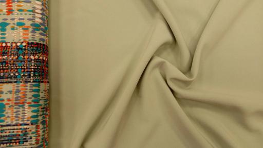 Плательная однотонная фисташковая