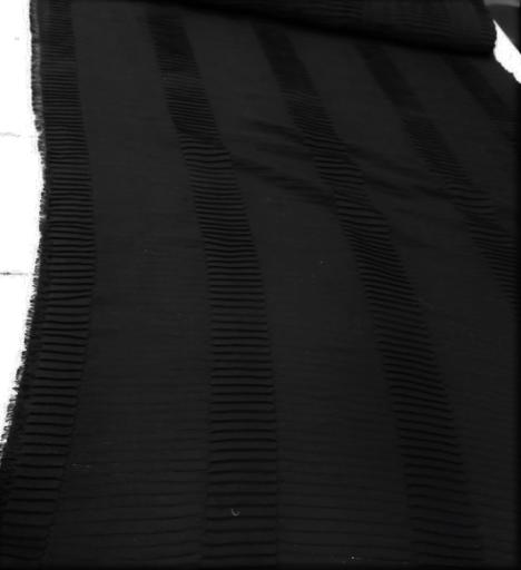 Шифон-плисе чёрный крупный