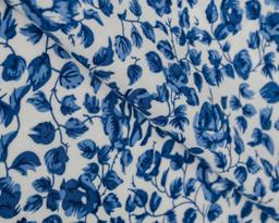 Штапель Синее на белом