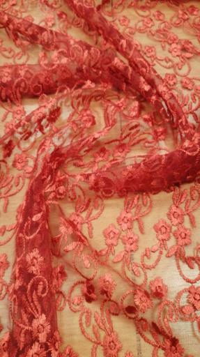 Гипюр Индонезия красный M