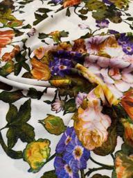 Креп Цветы на пудровом