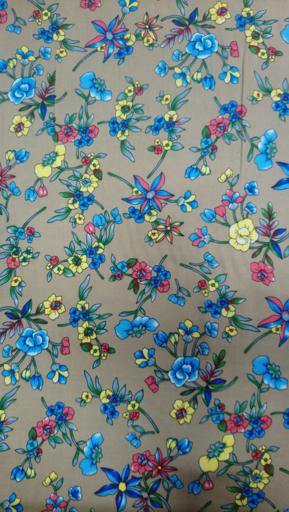 Штапель  Сказочные цветы на бежевом