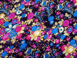 Штапель розы букет на чёрном