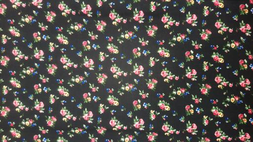 Штапель  розочки на черном