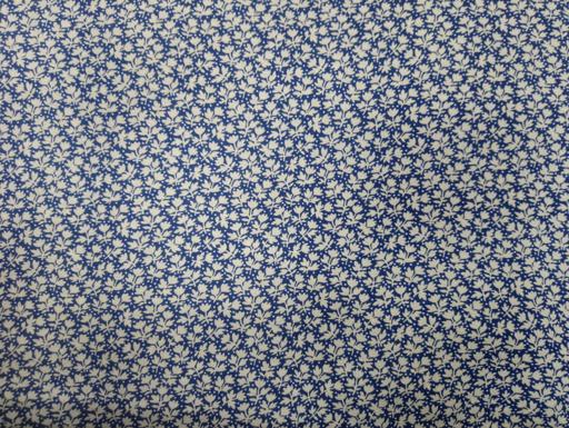 Штапель белый на синем