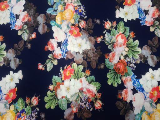 Шифон букеты на тёмно-синем