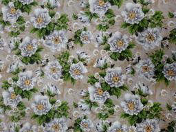 Штапель розы белые на бежевом\зеленый